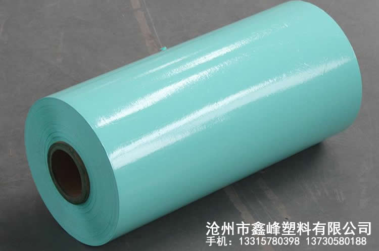 綠色牧草膜，滄州市鑫峰塑料有限公司更專注服務(wù)，手機(jī)：13315780398 13730580188